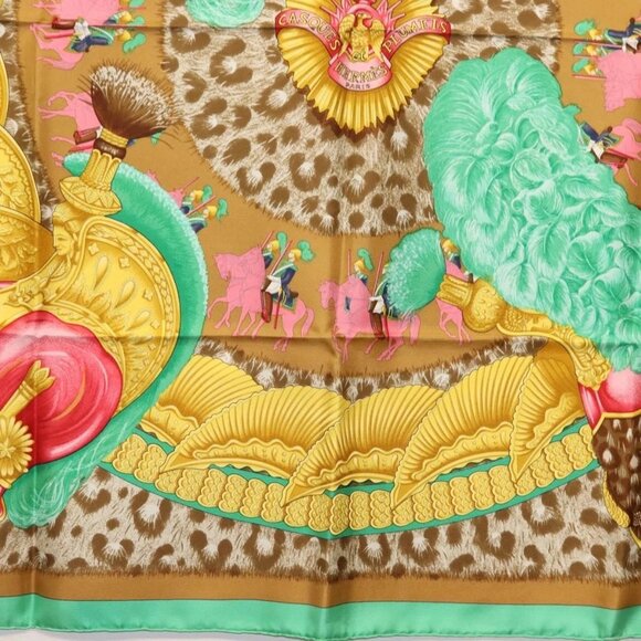 HERMES Carre 90 Scarf ""CASQUES et PLUMETS"" Silk Green Auth sw1609 - Picture 9 of 14